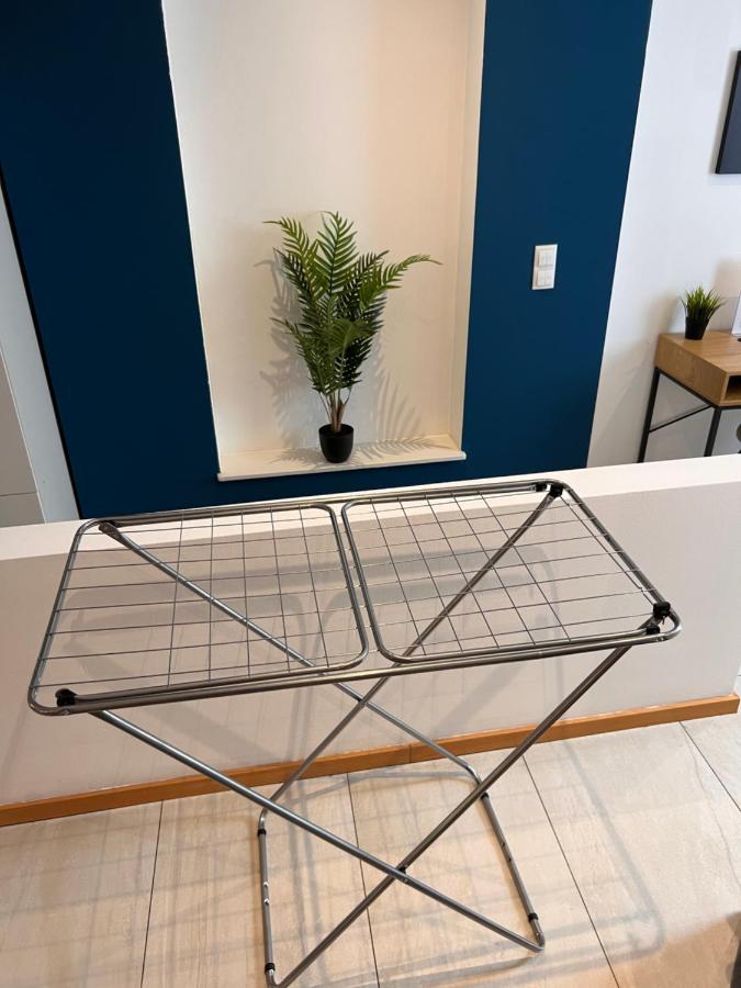 Apartament Gross, Modern, Vollausgestattet, Gemuetlich Mit Kueche Und Parkplatz Fuer Urlaub Oder Business Kettig Zewnętrze zdjęcie